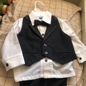 Like New 18 months Boys Vest Set worn only once